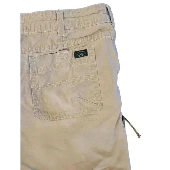 GH Bass Men's Ivory Cotton Zip Close Pockets Flat Front Shorts - Picture 8 of 12